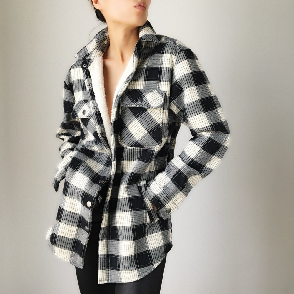 Boyfriend faux shearling jacket - Picture 7 of 8